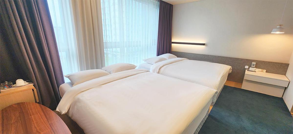 Grand City Hotel Changwon Eksteriør bilde